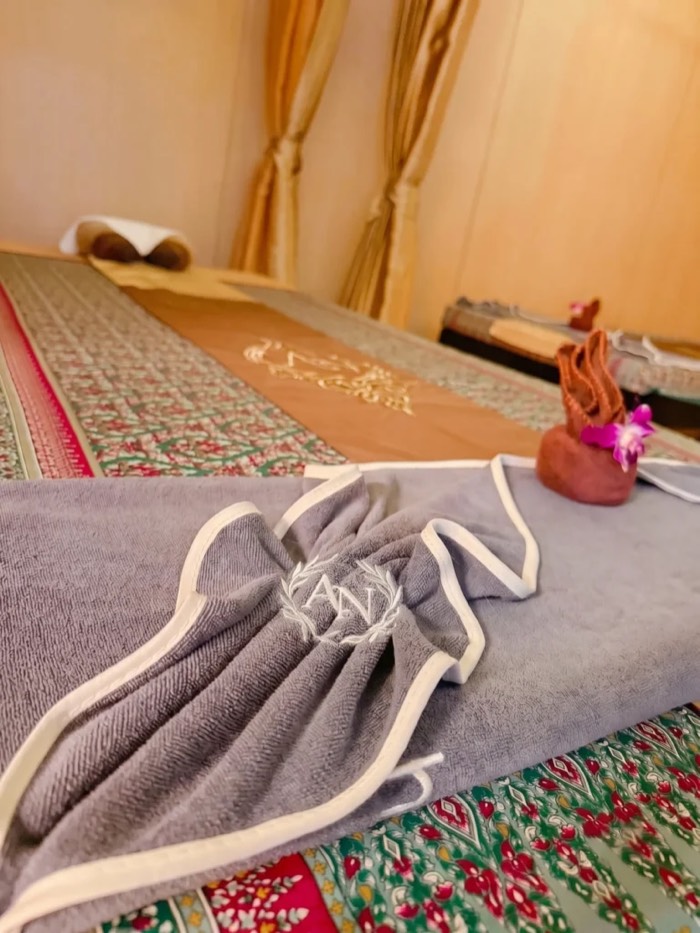 Sea Breeze Thai Massage treatment room